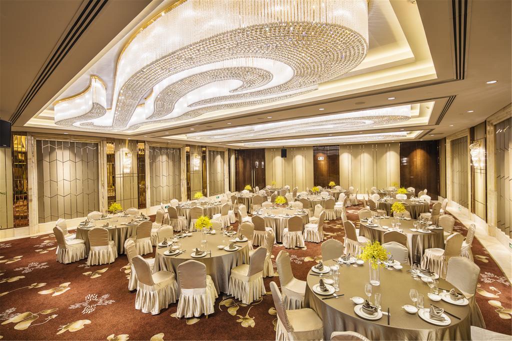 Royal Century Hotel Shanghai Exteriör bild
